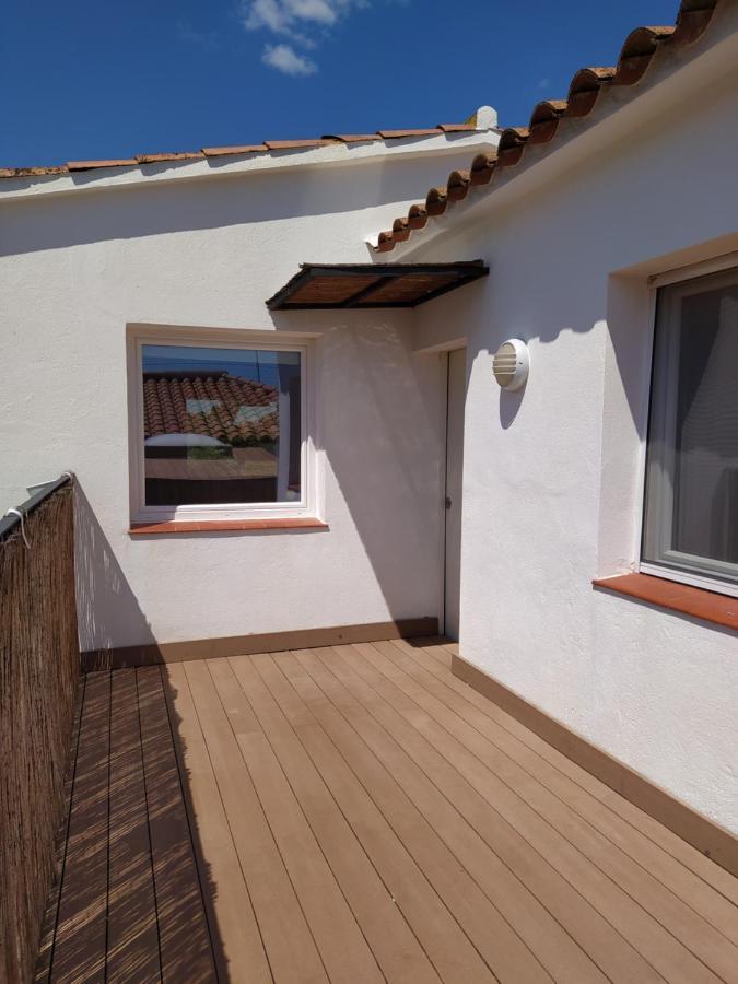 Apartamento En Casa De Campo Cerca De La Playa Pals Eksteriør billede